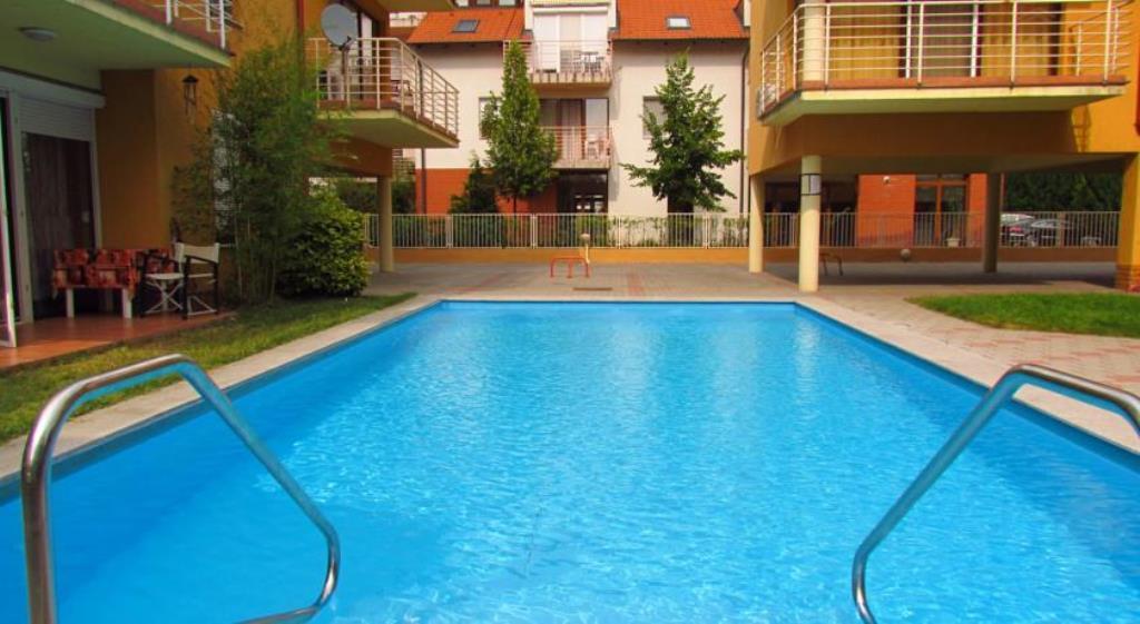 Siraly Apartman Siofok Luaran gambar